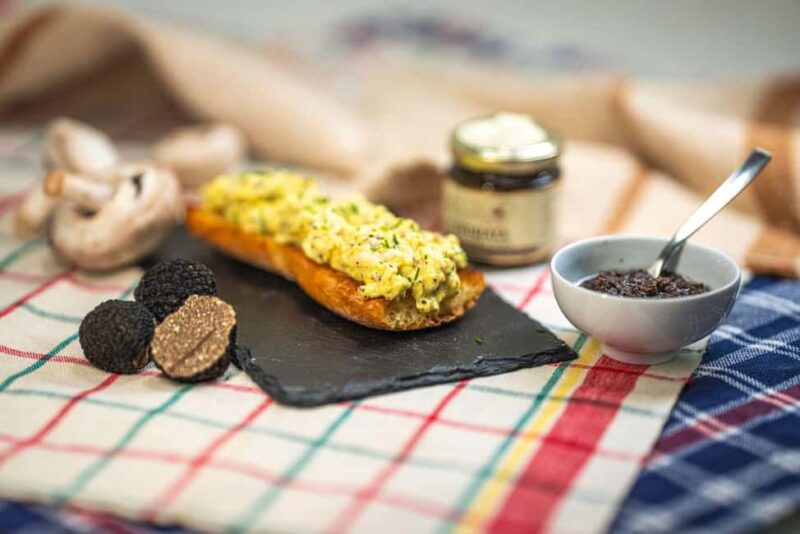 Umbria: Truffle hunting in the woods with lunch - Frequently Asked Questions