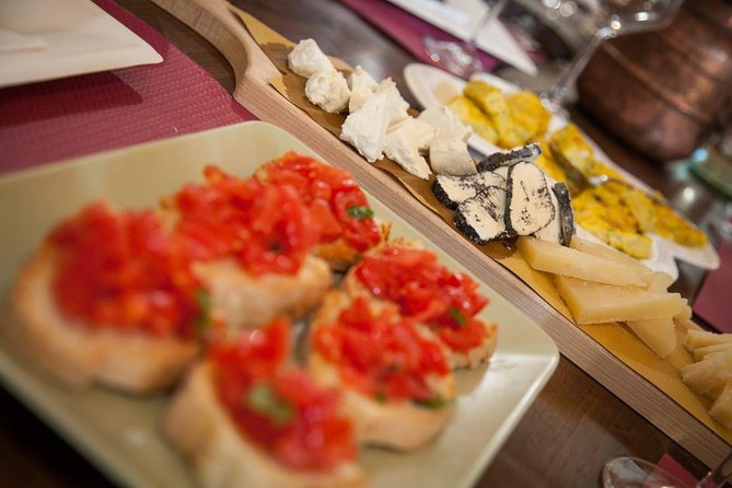 Umbria Wine Lovers Tour l Montefalco & Bevagna l Small group Tour - The Quality of Wines and Lunch