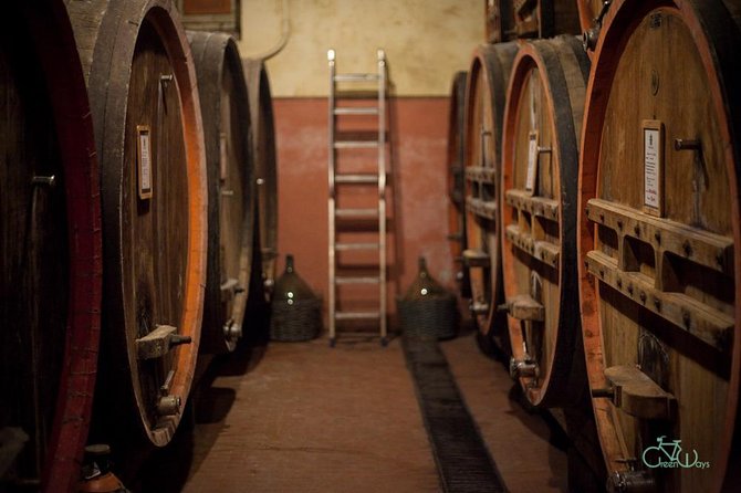 Umbria Wine Lovers Tour l Montefalco & Bevagna l Small group Tour - The Scenic Vines and Picturesque Wineries