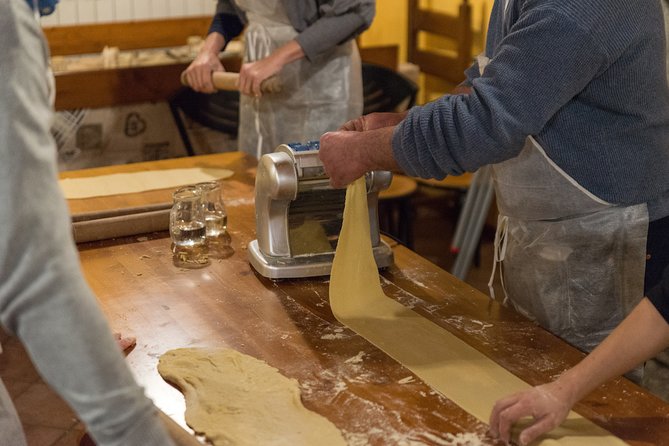 Umbrian Regional and Traditional Cooking Class with Lunch in Assisi - Discover the Charm of Assisis Traditional Cooking Class