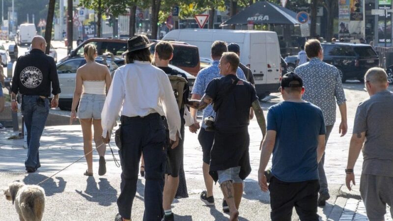 Uncle Jan's neighborhood tours - An Authentic Look at Hamburg’s Red Light Neighborhood with Uncle Jan