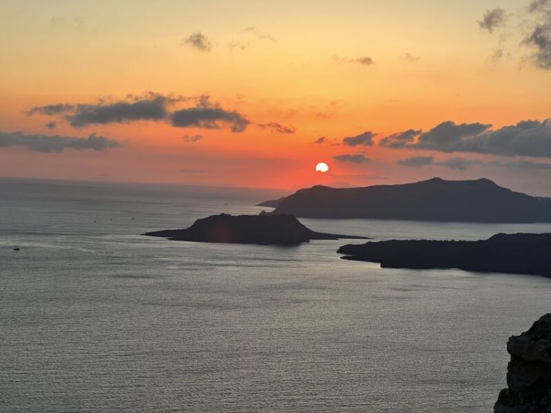 Uncrowded Santorini Sunset PicNic - Private Transport to Santorini’s Caldera Side