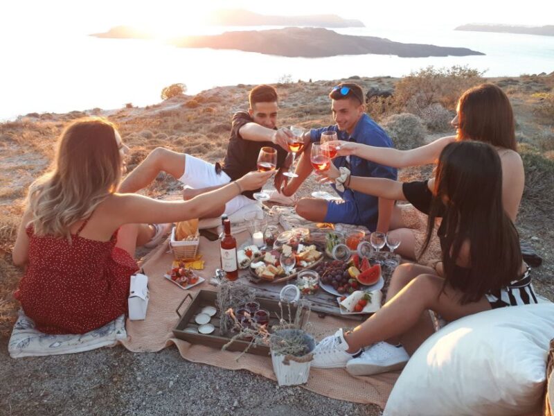 Uncrowded Santorini Sunset PicNic - Uncrowded Santorini Sunset PicNic: A Quiet, Scenic Escape