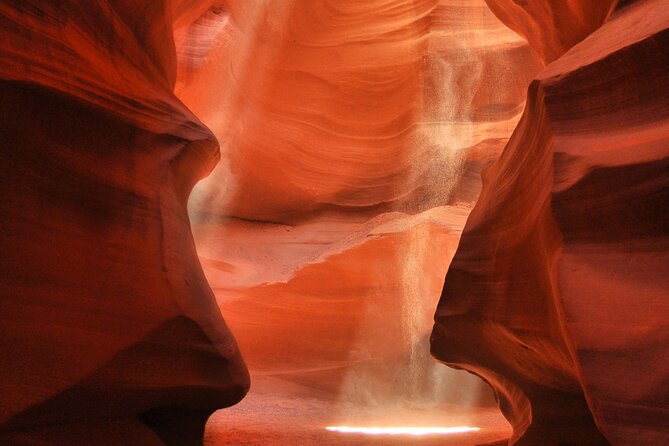 Under the Sky of the Great West Antelope Canyon and Horseshoe Bend - Comfortable Transportation with Modern Amenities