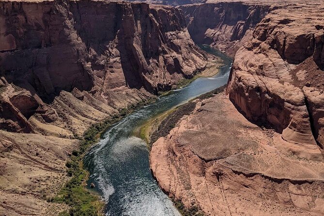 Under the Sky of the Great West Antelope Canyon and Horseshoe Bend - Returning to Las Vegas in the Evening