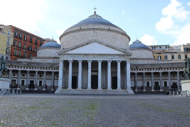 Underground Tour. From the Royal Palace to the Bourbon Gallery - Practical Tips for Participants and Accessibility