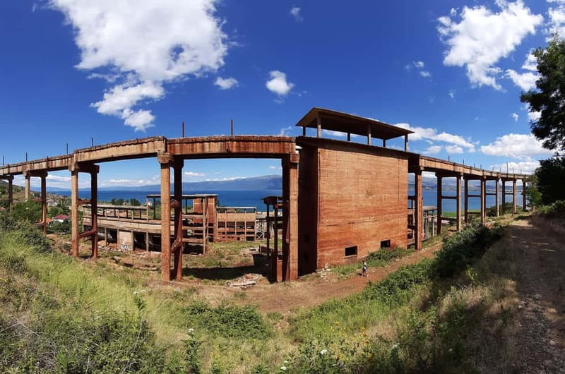 UNESCO Heritage Tour: Ancient Lin & Royal Tombs of Selca - Visiting Selca e Poshtme and the Illyrian Tombs