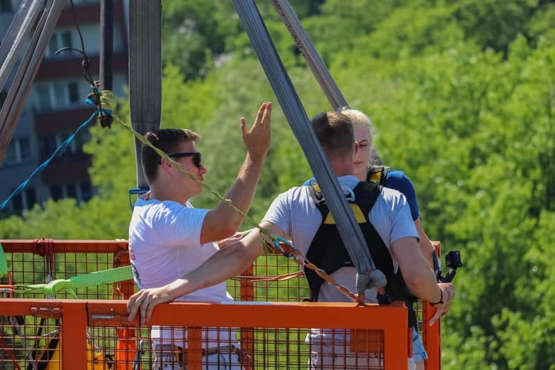 Unforgetable Bungee Jumping Experience in Kraków - Meeting Point and Practical Location Details