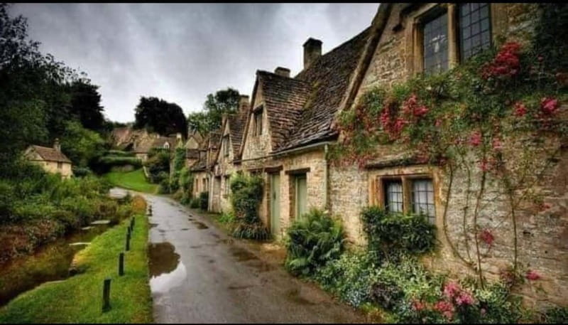 "Unforgettable Cotswolds Villages & Windsor Day Tour - Custom and Private Tour Options