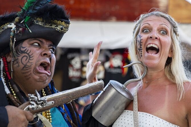 Unforgettable Pirate Dinner Adventure in the Mexican Caribbean - Dining Experience: Choices and Buffet