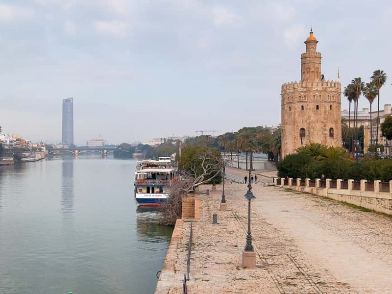 Unforgettable Seville: Tour of Seville and the Jewish Quarter + Flamenco Show - The Guadalquivir River and Its Best Viewpoints