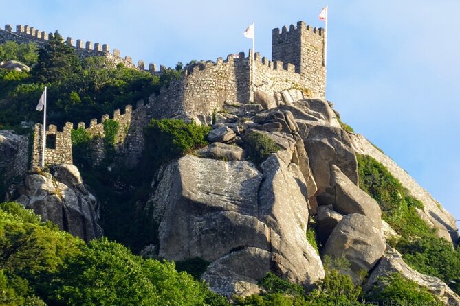 Unforgettable Sintra Tour E-CAR GPS audio-guided route that informs and entertains! - Flexibility and Pacing: Set Your Own Schedule