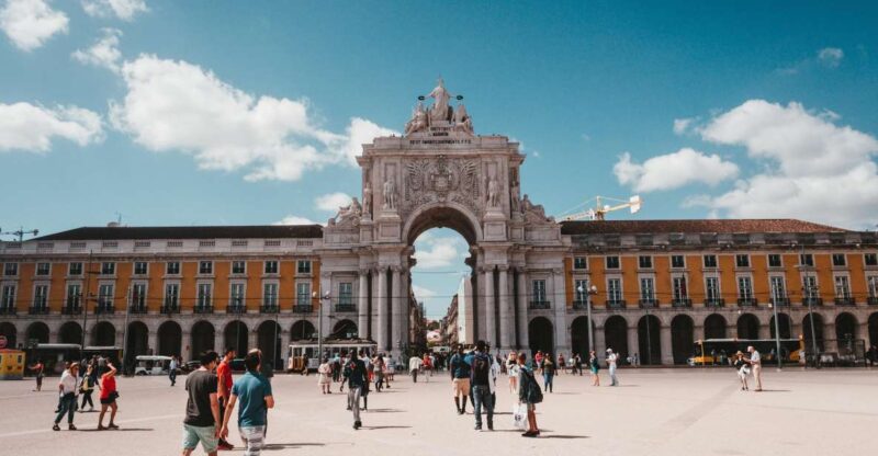 Unforgettable Walking Tour - Explore Lisbon in 4 Hours - Walking through Lisbon’s Iconic Neighborhoods
