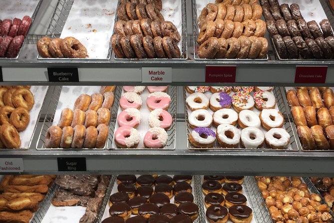 Union Square Donut Adventure and Walking Food Tour - The Role of the Guides in Enhancing the Tour