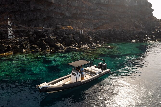 Unique Half-Day Private Motor Boat Cruise in Santorini - Departure from Ammoudi in Oia and the Private Boat Experience