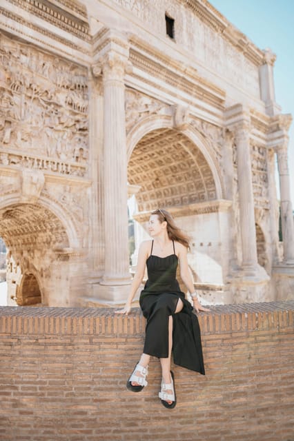 Unique Rome Photographer - Starting Point at Oppio Caffè Near the Colosseum