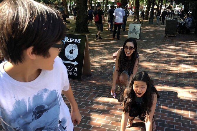 Unique Scavenger Hunt in Alexandria by Zombie Scavengers - Key Points