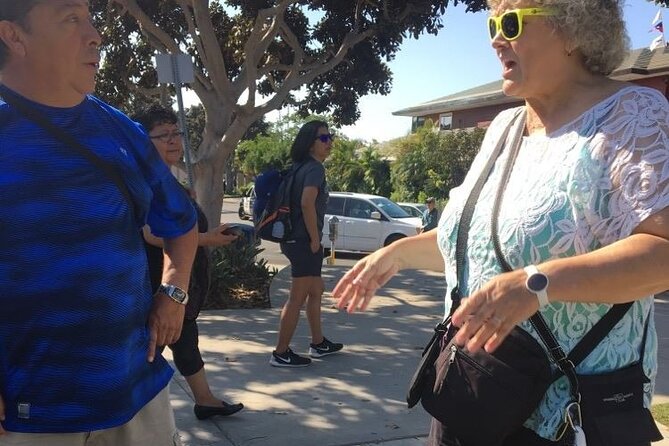 Unique Scavenger Hunt in Clearwater by Crazy Dash - Support from a Remote Host During Your Clearwater Adventure