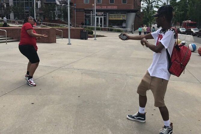 Unique Scavenger Hunt in Fort Lauderdale by 3Quest Challenge - Starting at Esplanade Park: The Ideal Meeting Spot