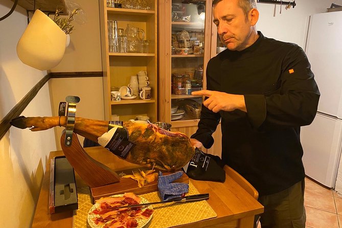 Unspoiled Spain: Food & Wine Tasting for Foodies & Nature Lovers - Visiting the Moorish Castle and Private Tunnels