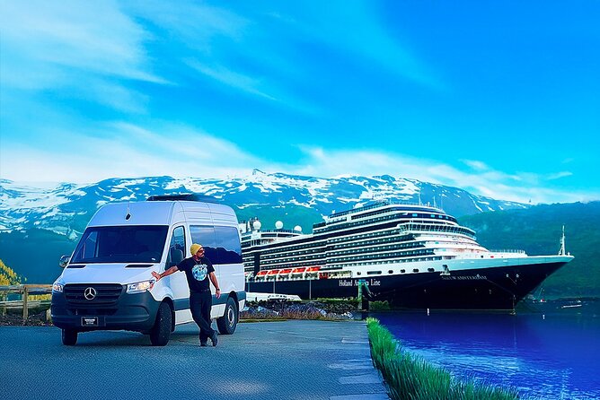 Up to 10 Person Anchorage to Seward Group Cruise Transportation - Comfort and Exclusivity in a Private Group Transfer