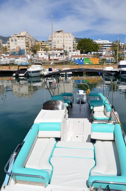 Up to 11 Pax enjoy the Marbella coast line on board - Key Points