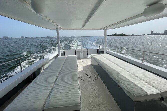 Up to 34Pax Bachelorette party boat & Yacht Rent Miami - Highlights of the Yacht Experience: Views, Activities, and More