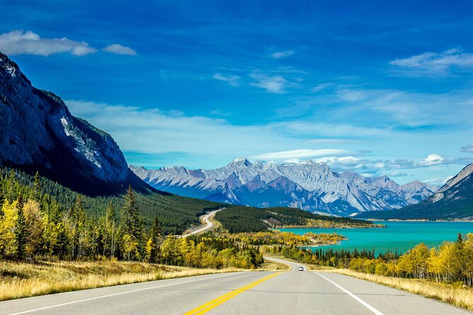 Up to 6 Guests Private Tour Lake Louise and Icefield Parkway - Scenic Stops at Iconic Canadian Lakes