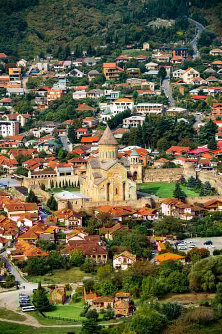 Uplistsikhe & Stalin Museum: Soviet Combo Tour - Lunch Break in Gori with Local Flavors