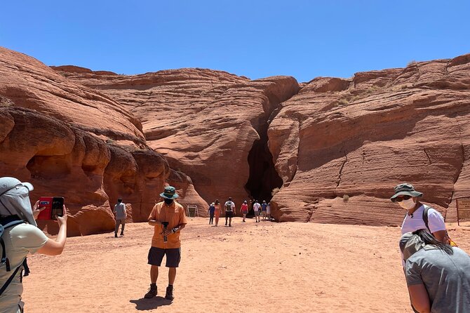 Upper Antelope Canyon Sightseeing Tour with Entry Ticket - Walking Through the Surreal Landscape of Upper Antelope Canyon