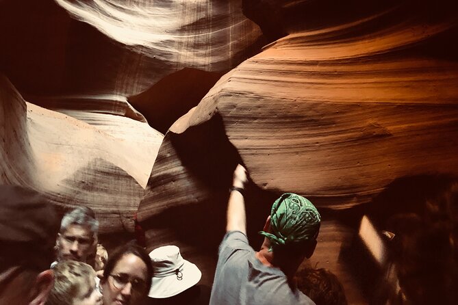 Upper Antelope Canyon Tour Tickets - Page, AZ - The Role of the Navajo Guide in Enhancing the Experience