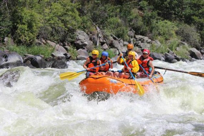 Upper Klamath- Wards Canyon- HALF DAY - Exciting Half-Day White-Water Rafting in Ashland for Thrill-Seekers