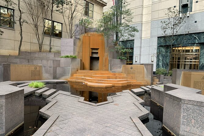 Uptown Charlotte: A Self-Guided Audio Tour to the Heart of Queen City - The Green: Literary Park and Film Connection