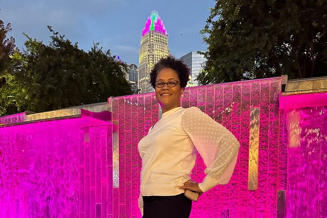 UPTOWN FUNK: 1 Hour Guided City Walking Tour in Charlotte - Marveling at the Bank of America Corporate Center