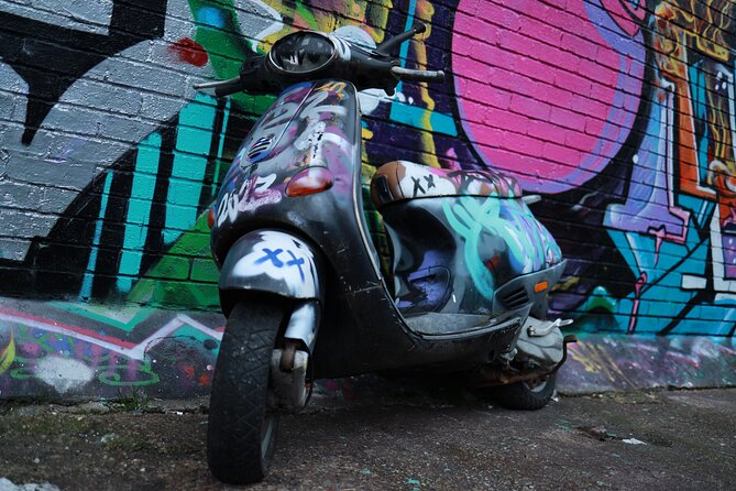 Urban Canvas: Exploring Shoreditch's Vibrant Street Art - The Starting Point and Duration: Meeting at Shoreditch High Street Station