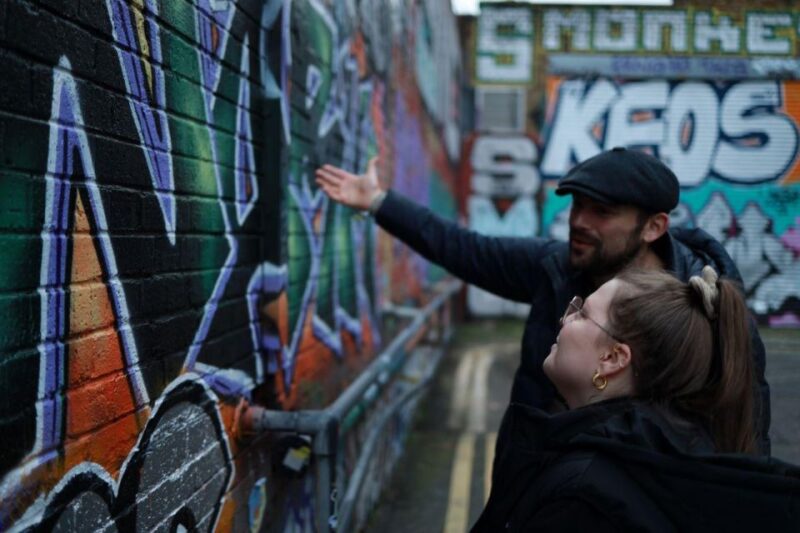 Urban Canvas: Exploring Shoreditch's Vibrant Street Art - Logistics and Accessibility of the Tour