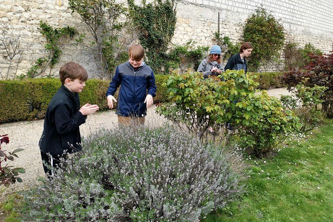 US and French revolution with General Lafayette - Benefits of Small-Group Tours in Paris