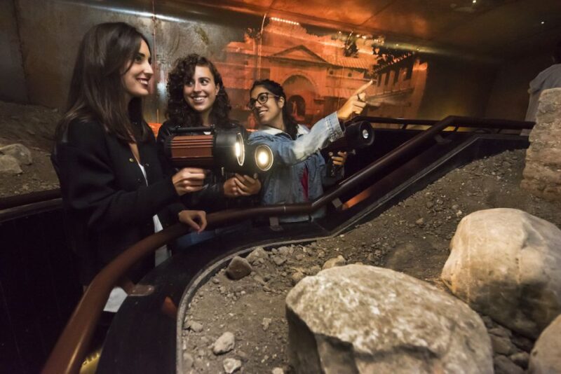 Utrecht: DOMunder Entry Ticket with Guide - The Role of Guides in Bringing History to Life