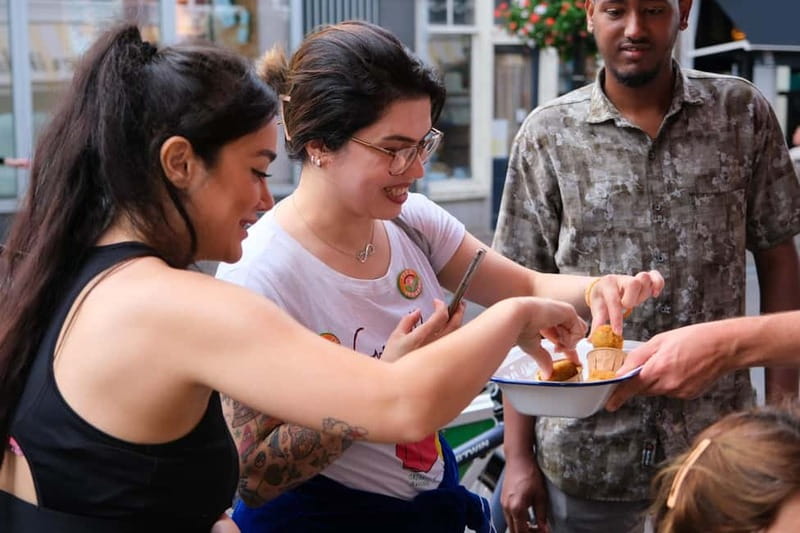 Utrecht Food Tour: 7 food stops and a fantastic local guide - Discover Utrecht with a 4-Hour Vegan Food Tour and Expert Guide