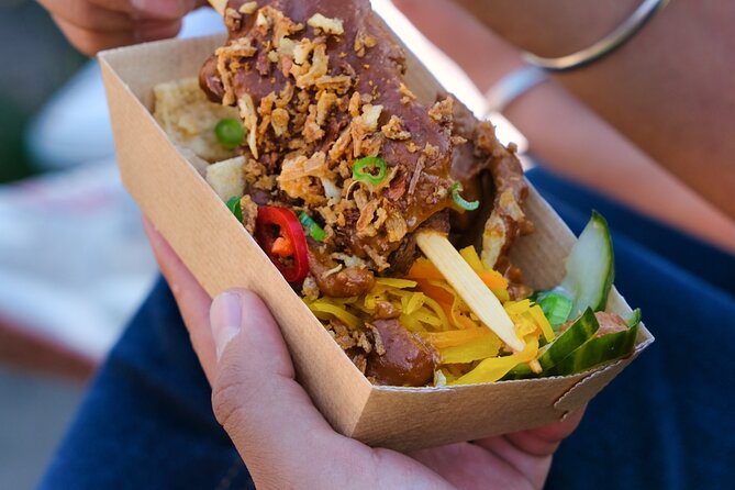Utrecht Food Tour on a Bicycle with local guide - Practicalities: Meeting Point and Group Size