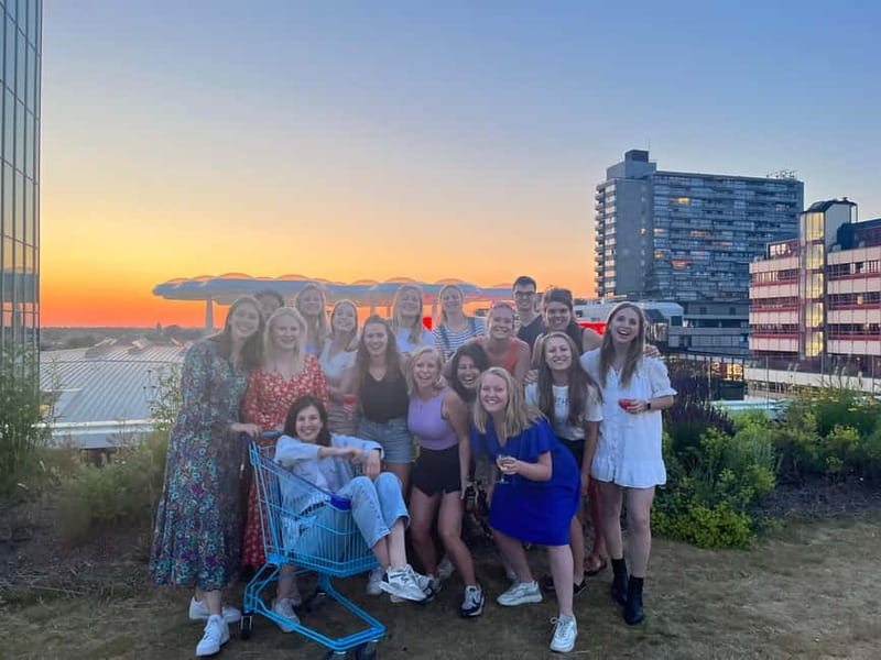 Utrecht: Ultimate Leos Pub Crawl with Local Host & Shots - Utrecht: Ultimate Leos Pub Crawl – Who Will Enjoy It Most?