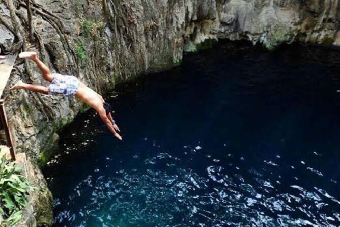 Uxmal and Cenotes Tour from Mérida. Typical Lunch Included - The Experience of Visiting Uxmal with a Knowledgeable Guide