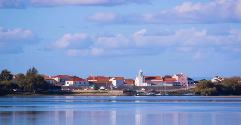 Valada: 1 hour boat trip, guided tour - Why This Tour Is Worth Choosing