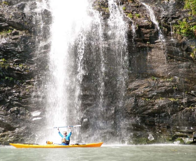 Valdez: Shoup Glacier Kayak Tour with Motor Boat Ride - Ease of Booking and Cancellation Policies