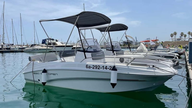 Valencia: Boat Rental Without License - Valencia: Boat Rental Without License – A Flexible Sea Adventure
