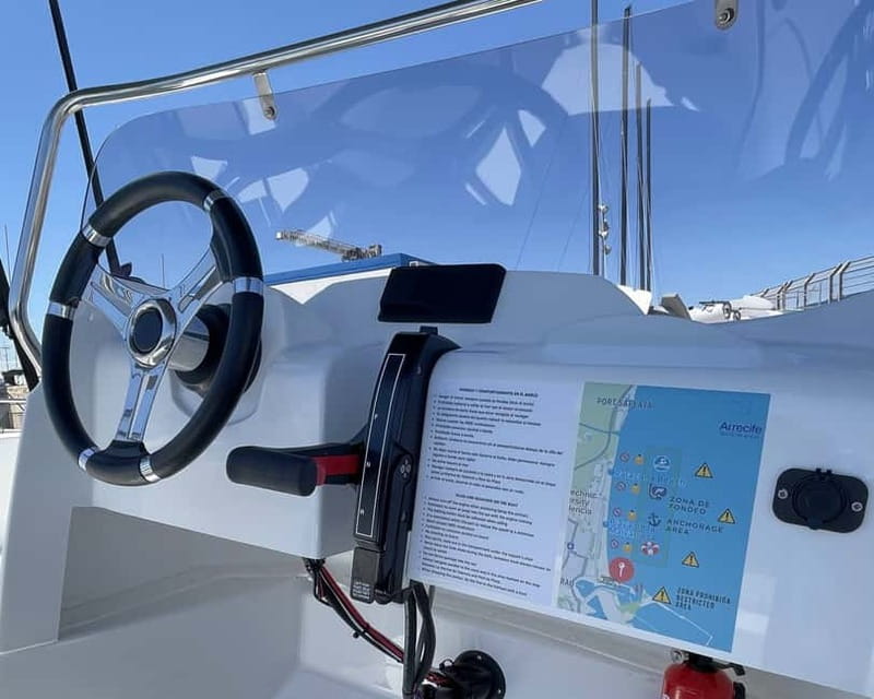 Valencia: Boat Rental Without License - The Experience of Being Your Own Captain