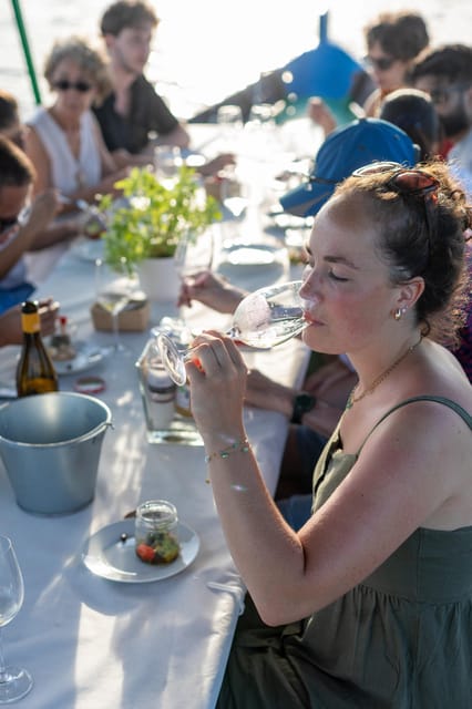 Valencia: Boat Ride with Valencian Wine Tasting & Tapas - Considerations and Limitations