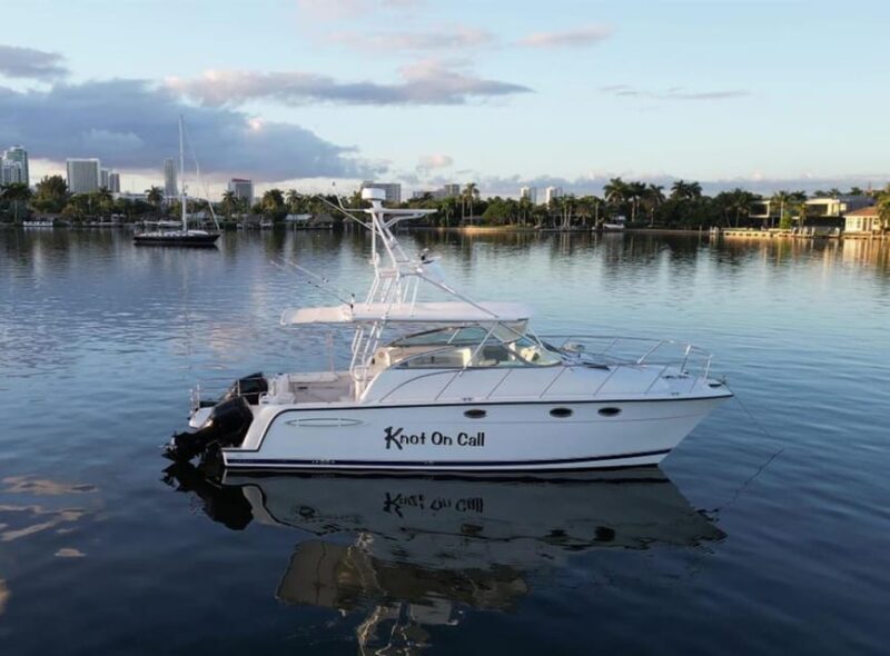 Valencia: Breakfast Brunch on a boat tour | food and drinks - Key Points