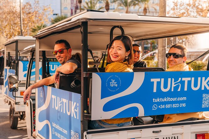 Valencia by Tuk Tuk i: Private tour 1 or 2 hours explore the city - Modern and Futuristic Landmarks of the City