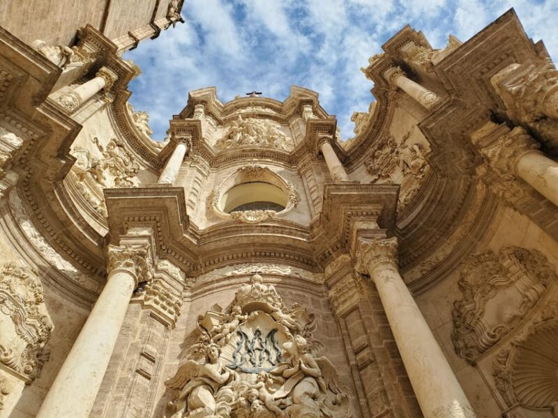 Valencia: Cathedral, St Nicholas, and Lonja de la Seda Tour - Key Points